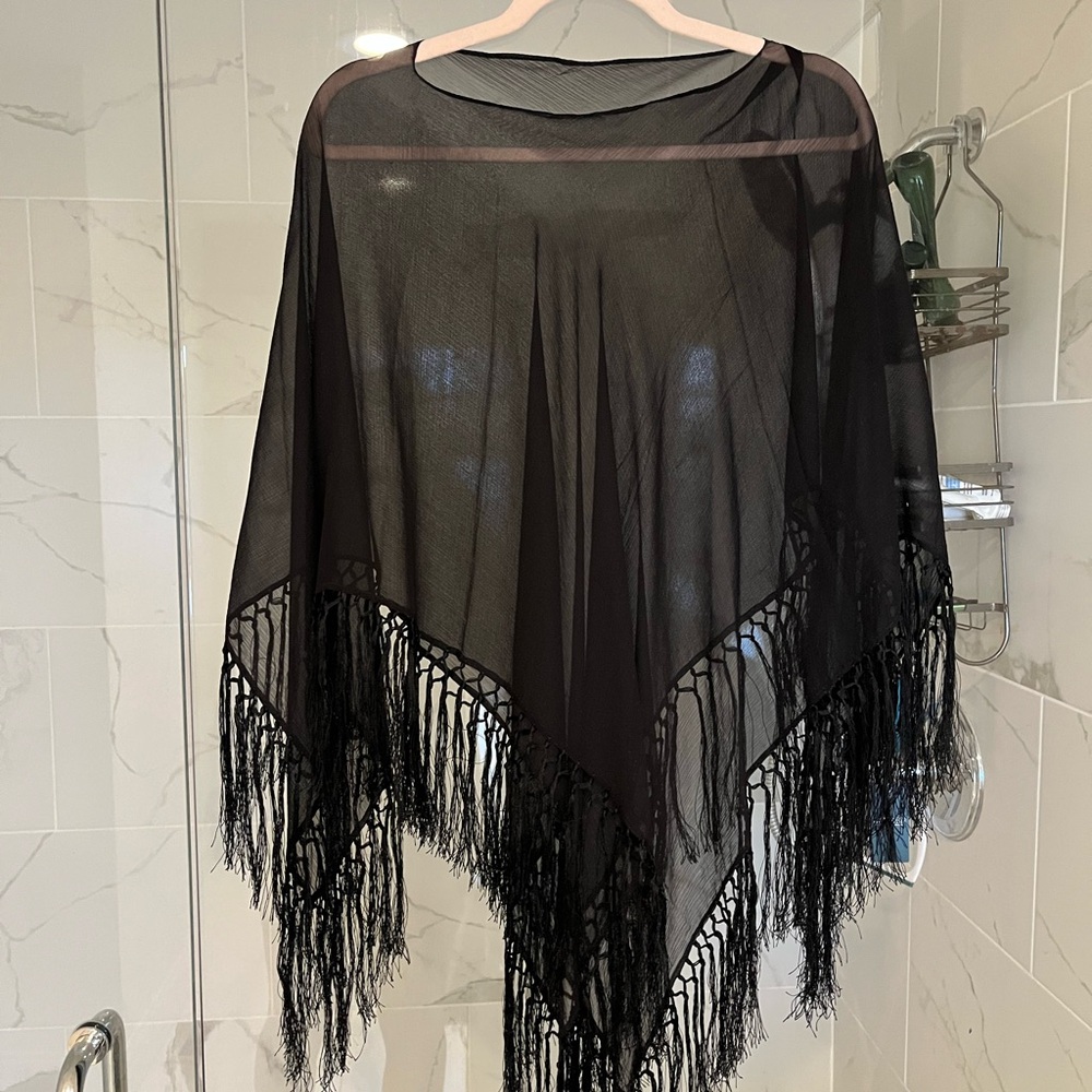 Lauren by Ralph Lauren NWT Black Triangle See-Through Fringe 100% Silk Poncho